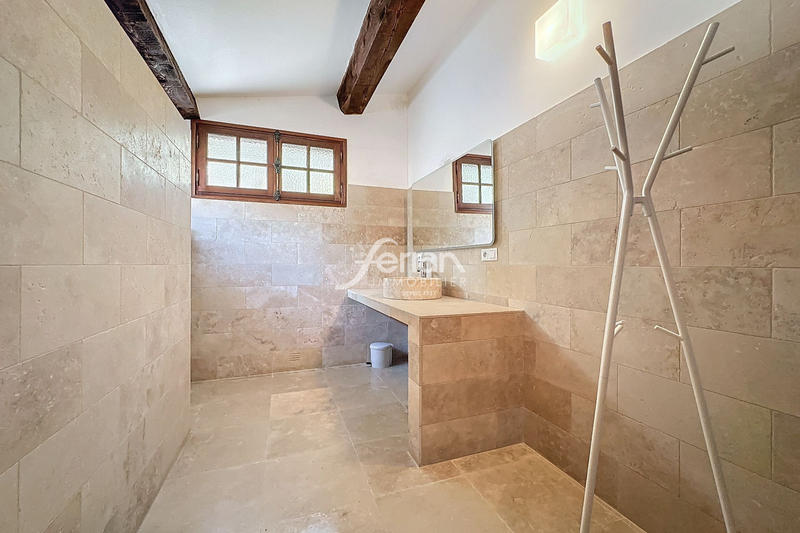 Propriété - 400 m² - 9 pièces