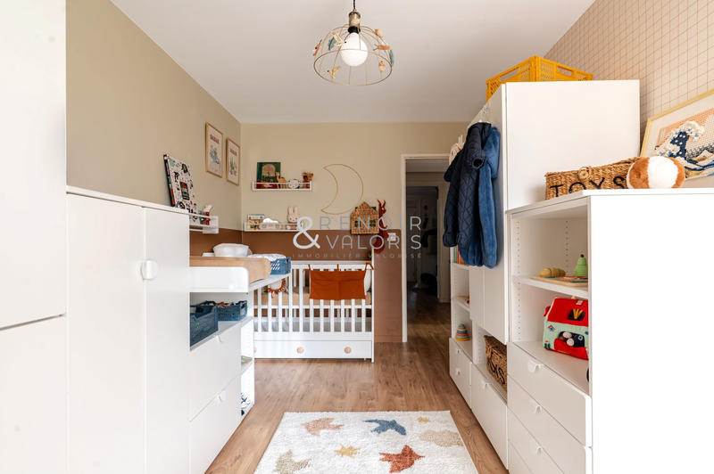 Appartement - 124 m² - 6 pièces