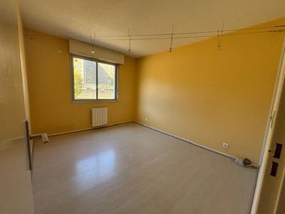 Appartement - 85 m² - 3 pièces