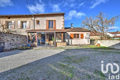 Maison de village - 92 m² - 5 pièces