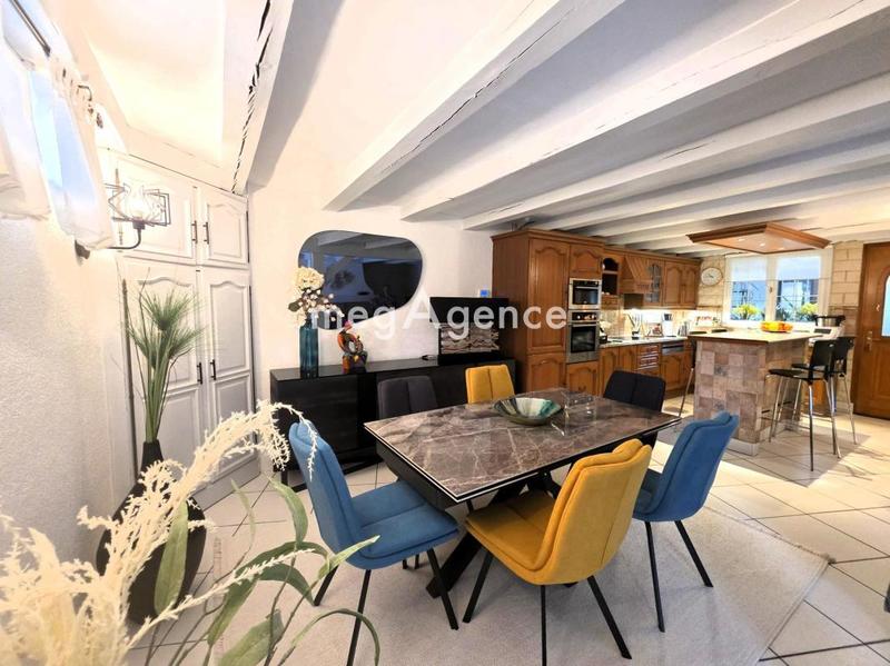 Maison - 120 m² - 6 pièces