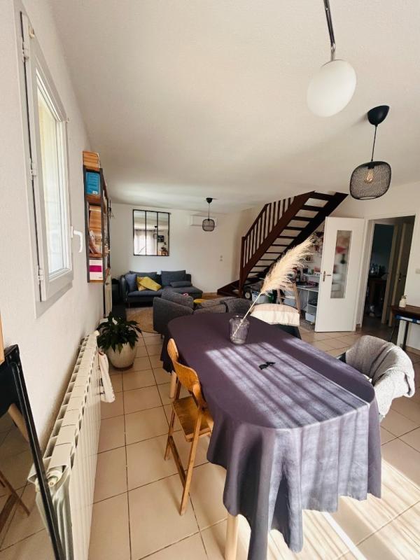 Maison - 92 m² - 5 pièces