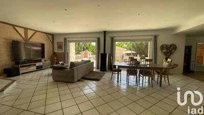 Maison - 226 m² - 8 pièces