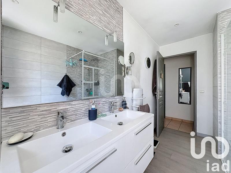 Maison - 115 m² - 6 pièces