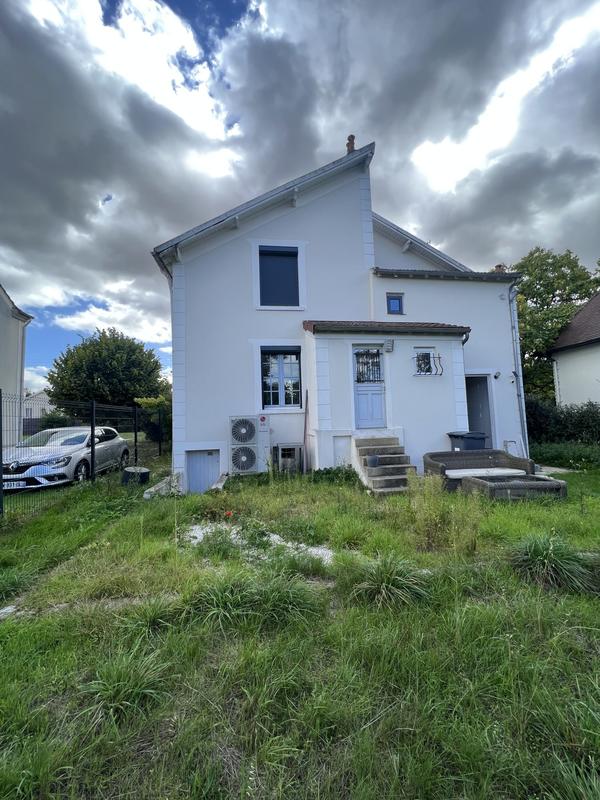 Maison - 150 m² - 5 pièces