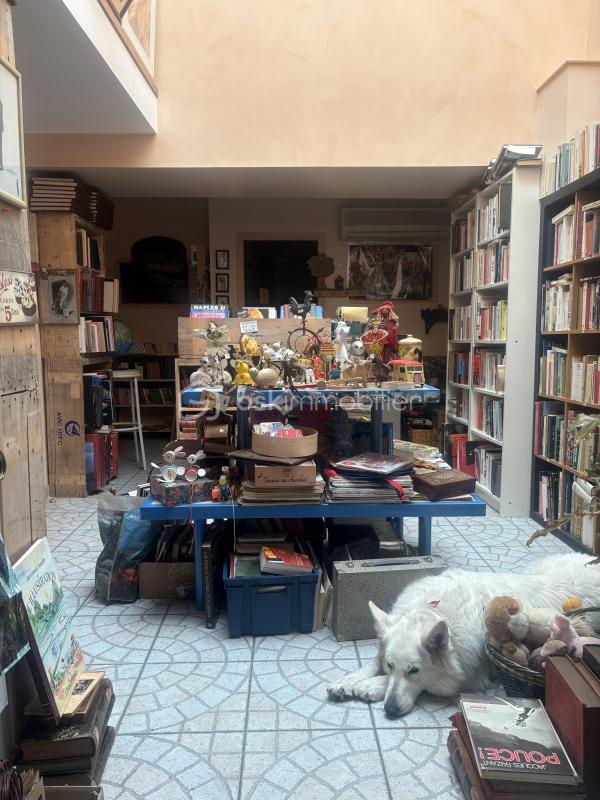 Local commercial - 177 m² - 4 pièces