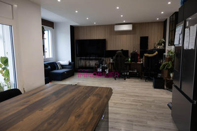 Appartement - 104 m² - 5 pièces