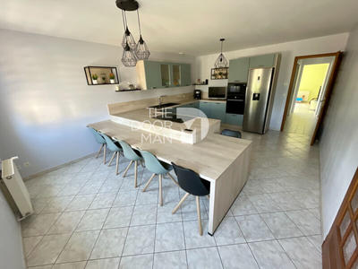 Maison de campagne - 210 m² - 6 pièces