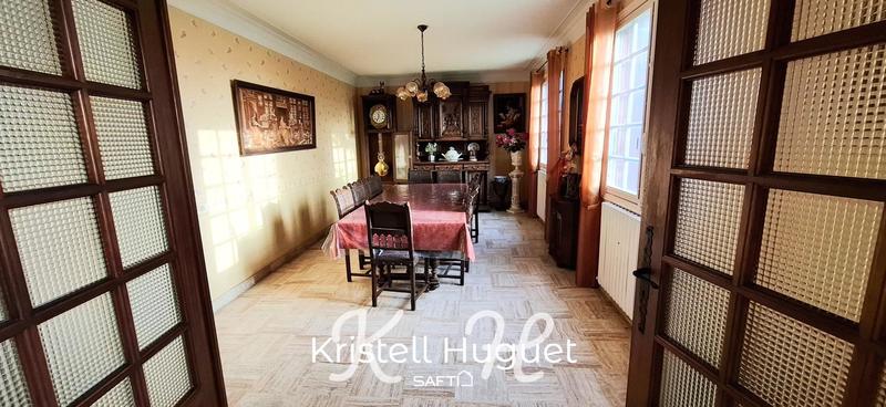 Maison - 167 m² - 9 pièces