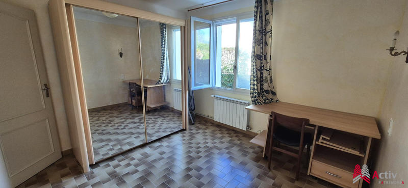 Villa - 195 m² - 8 pièces