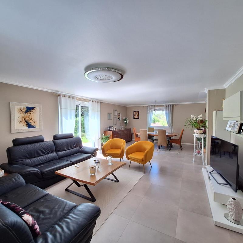 Maison - 172 m² - 5 pièces