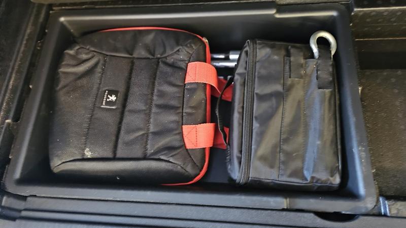 Peugeot 3008 II 1.6 Hybrid 225 E-Eat8 Allure Pack