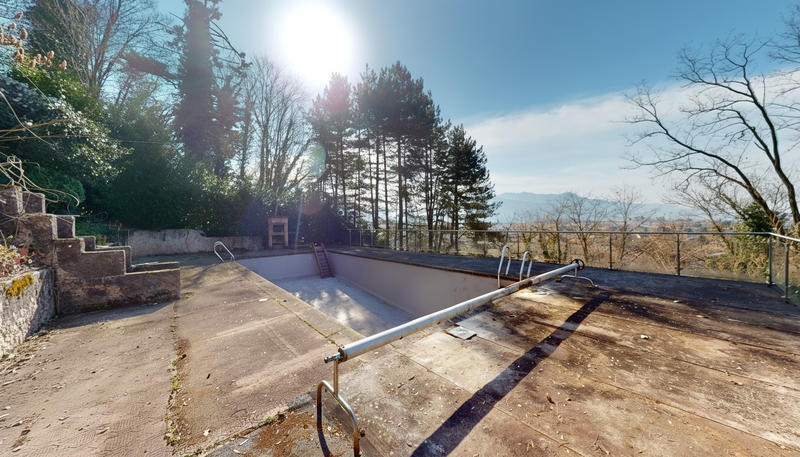 Maison - 159 m² - 6 pièces