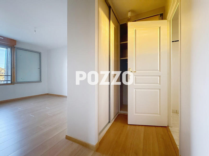 Appartement - 96 m² - 3 pièces