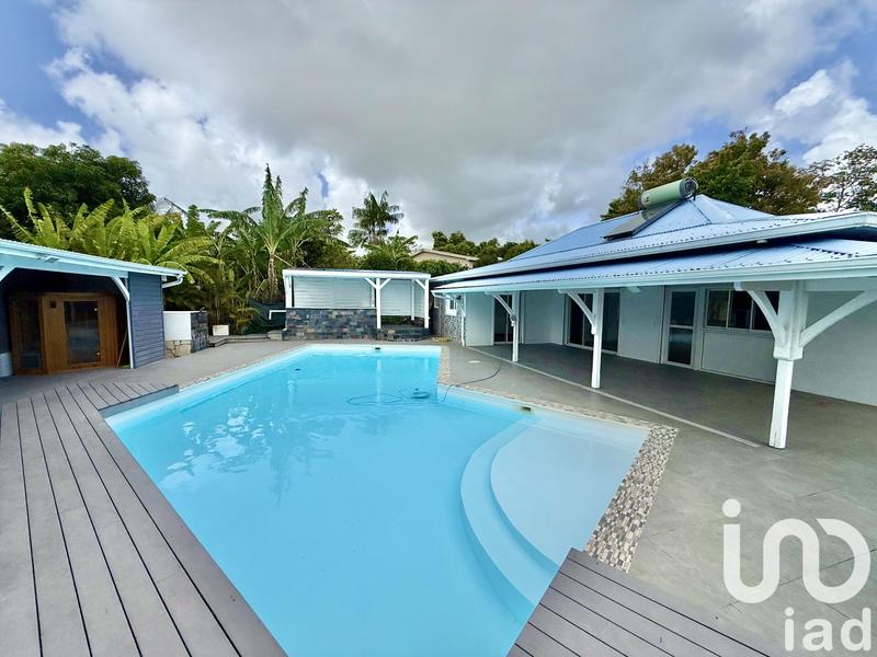 Maison - 180 m² - 5 pièces