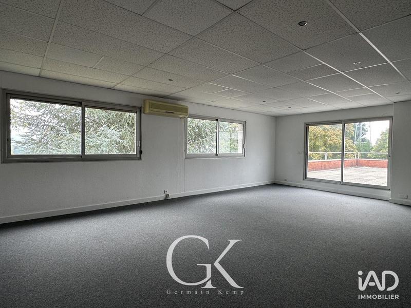 Local commercial - 1 265 m²