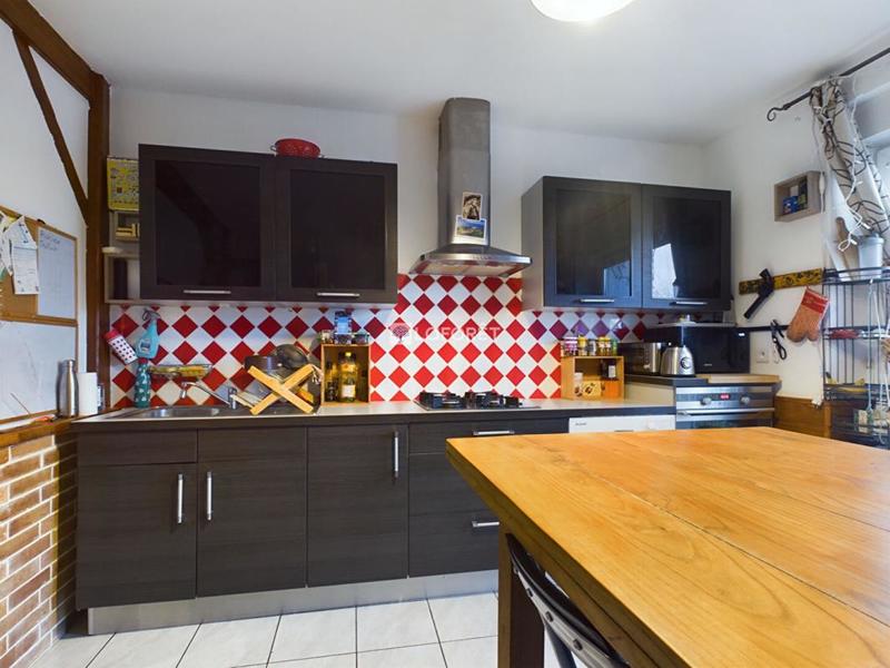 Maison - 80 m² - 5 pièces