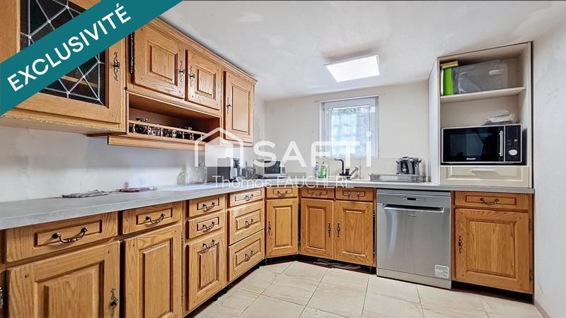 Maison - 180 m² - 6 pièces