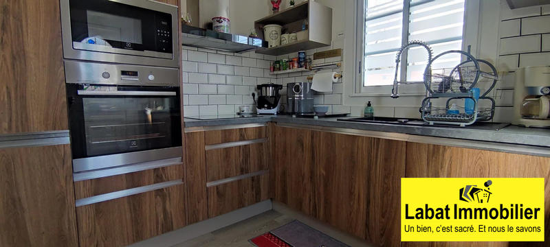 Maison - 194 m² - 9 pièces