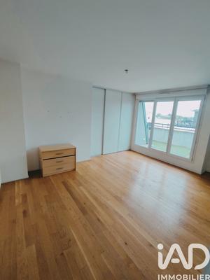 Studio - 30 m² - 1 pièce