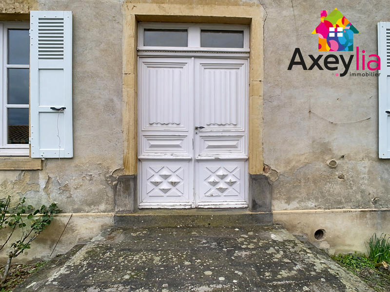 Maison - 288 m² - 10 pièces