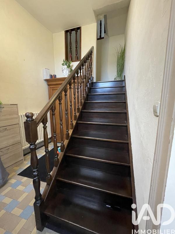 Maison - 220 m² - 10 pièces