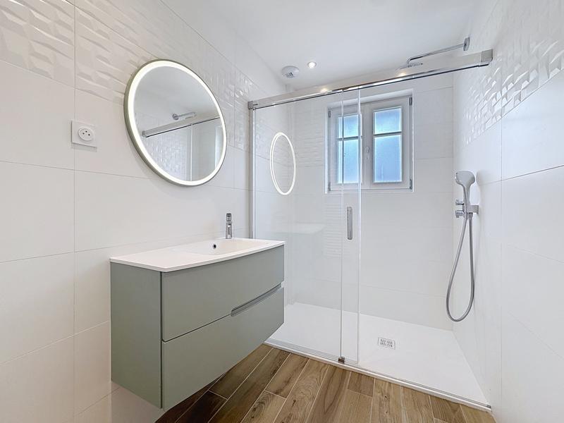 Maison - 141 m² - 7 pièces