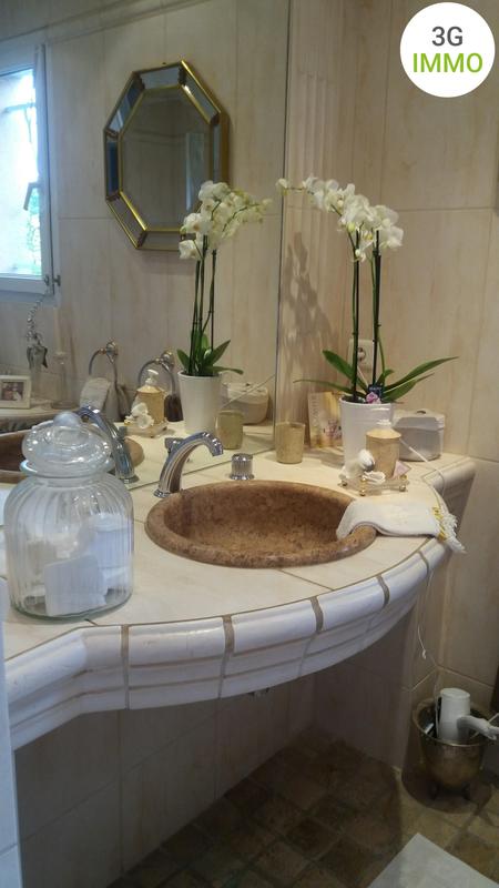 Maison traditionnelle - 95 m² - 4 pièces