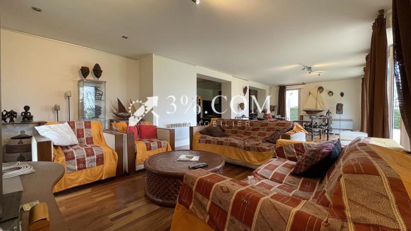 Maison - 164 m² - 6 pièces