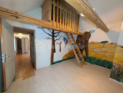 Maison de village - 192 m² - 6 pièces