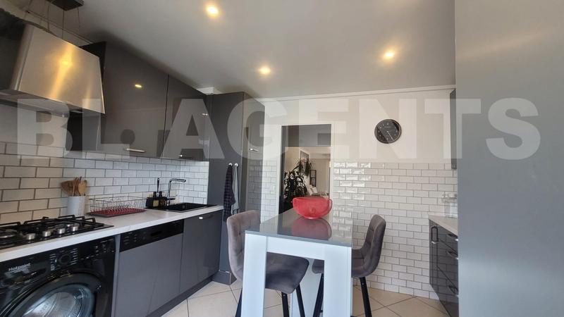 Appartement - 70 m² - 3 pièces