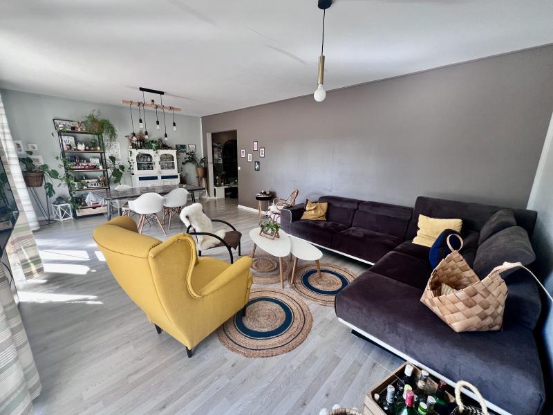 Appartement - 110 m² - 5 pièces