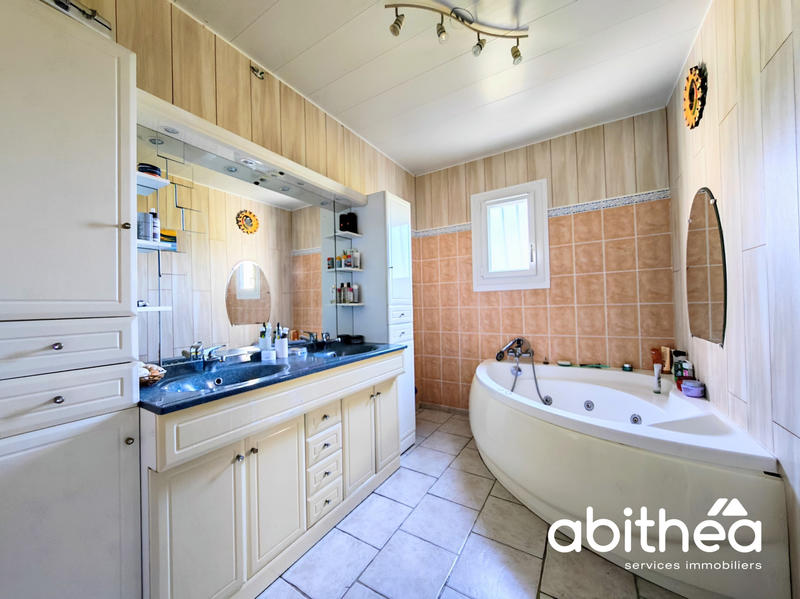 Maison - 155 m² - 6 pièces