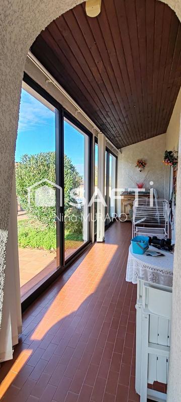 Maison - 220 m² - 6 pièces