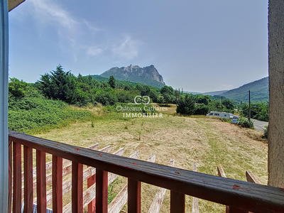 Maison - 186 m² - 2 pièces