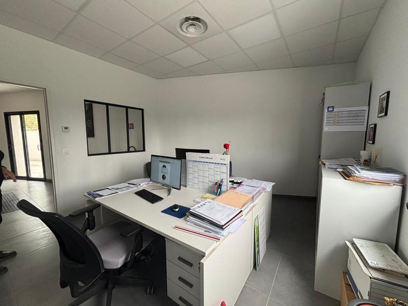 Bureau - 270 m²