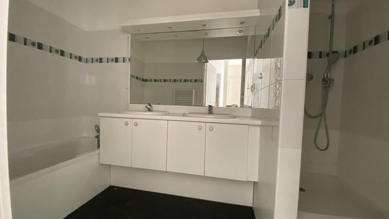 Appartement - 98 m² - 4 pièces