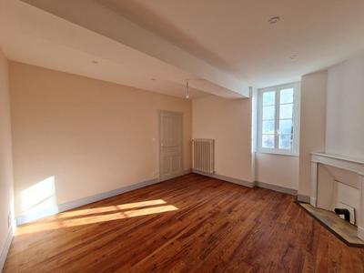 Maison de campagne - 100 m² - 4 pièces