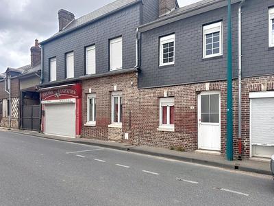 Maison - 184 m² - 7 pièces