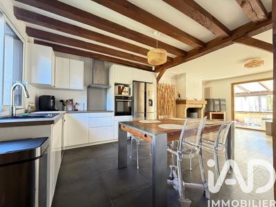 Maison - 167 m² - 6 pièces