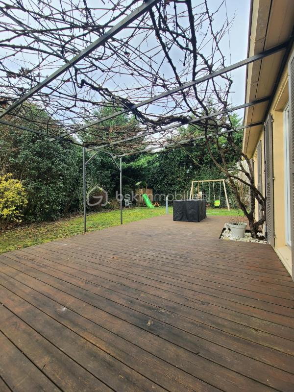 Pavillon - 131 m² - 7 pièces