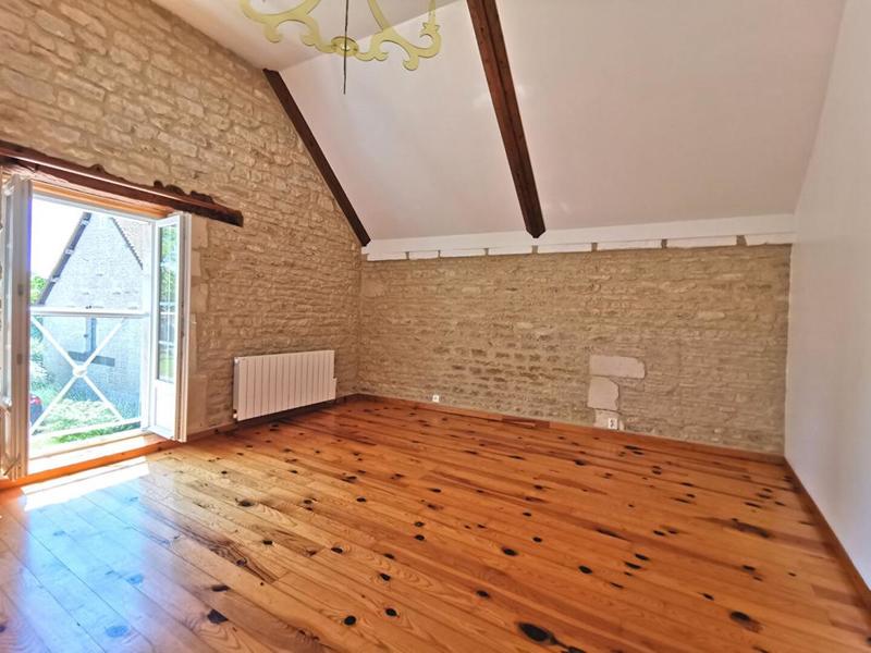 Maison - 560 m² - 20 pièces