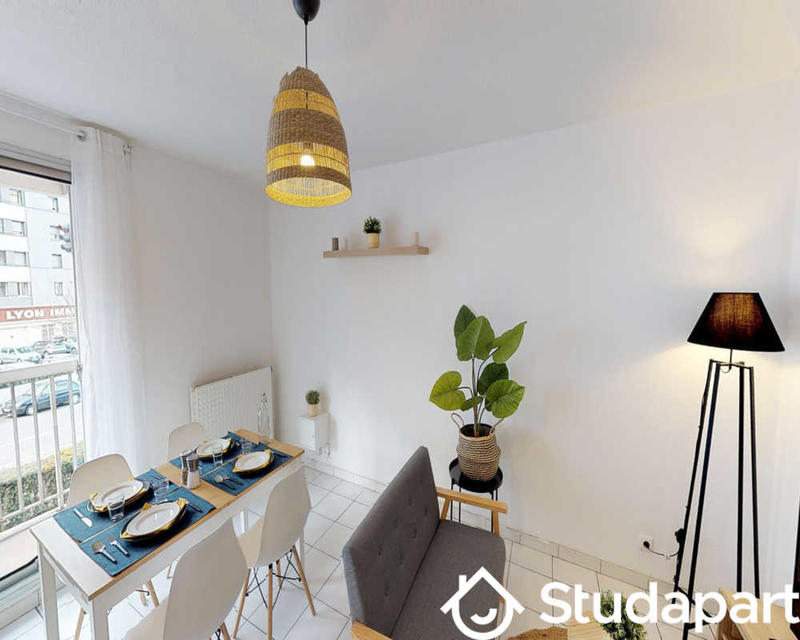 Chambre - 50 m² - 1 pièce