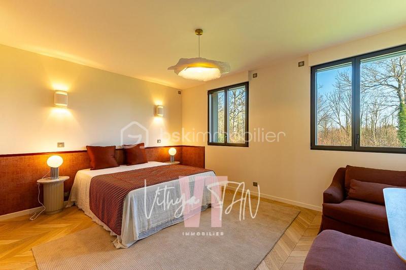 Villa - 368 m² - 10 pièces