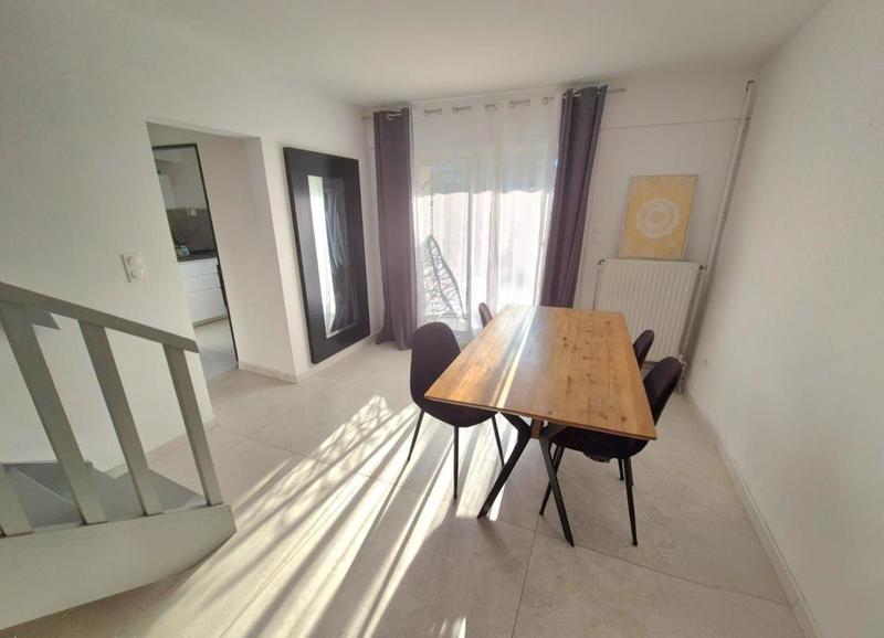 Maison - 111 m² - 6 pièces