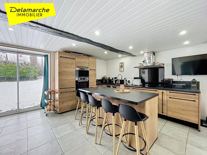 Maison - 179 m² - 8 pièces