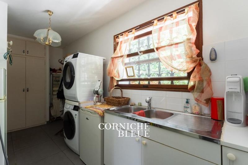 Villa - 168 m² - 3 pièces