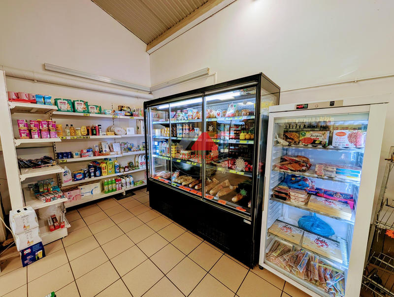 Fonds de commerce - Magasins - 80 m²