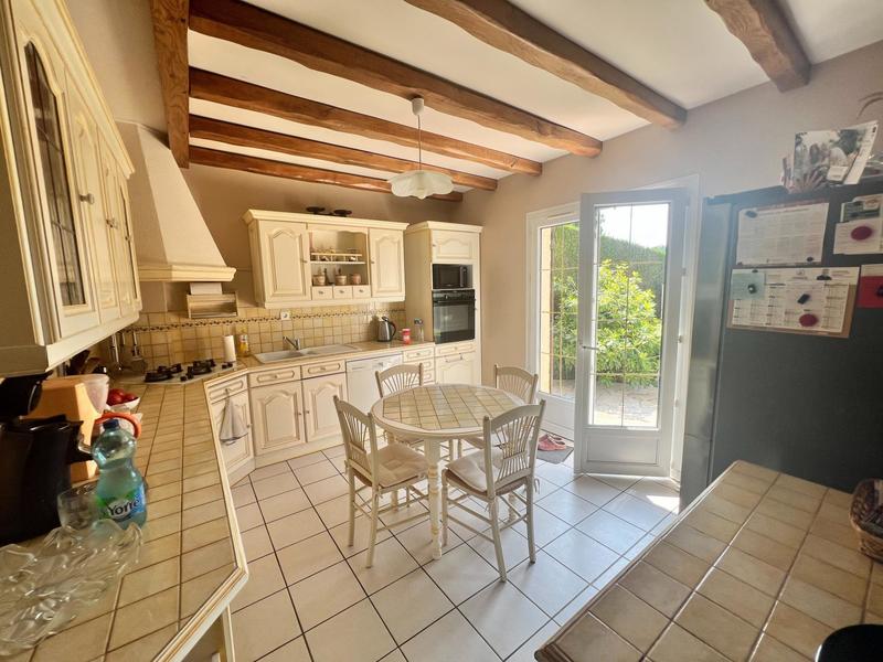 Maison - 185 m² - 6 pièces
