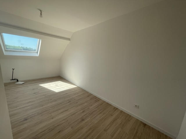 Maison - 92 m² - 5 pièces